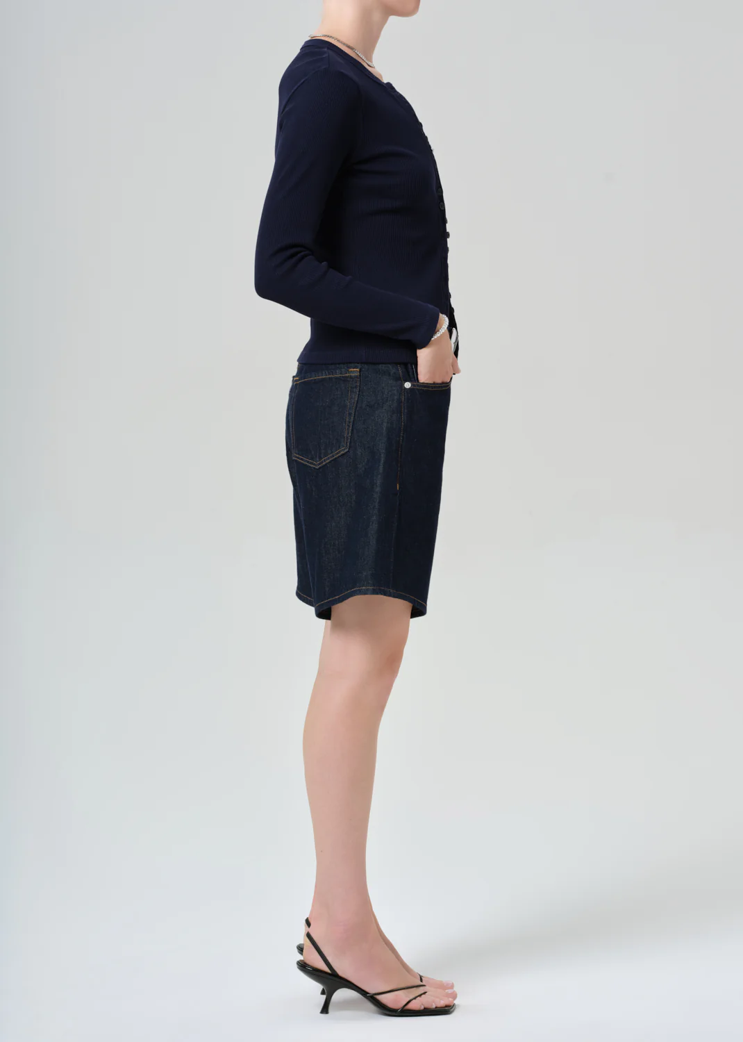 Ayla Short in Juno - Image 3