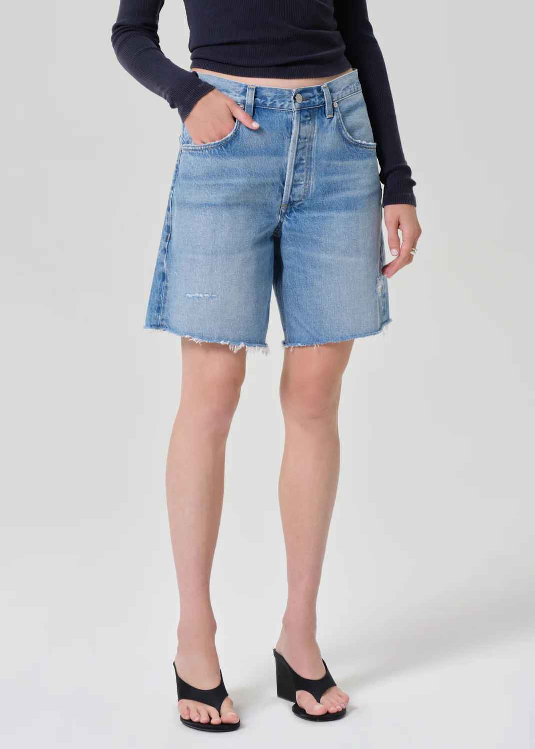 Ayla Short in Sparrow - Image 4