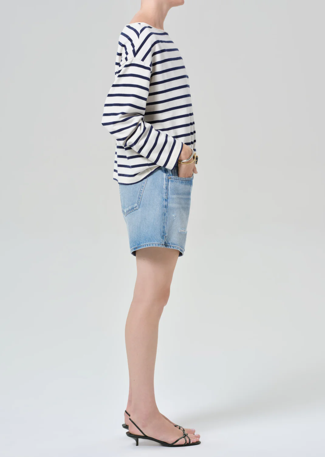 Billie Relaxed Short in Sparrow - Image 3