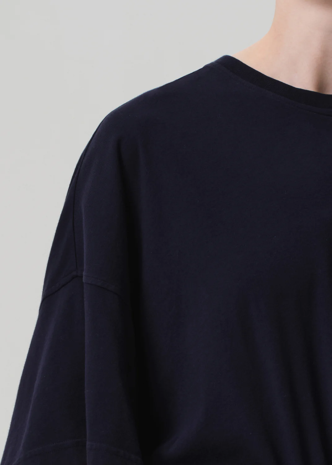Cape Tee in Navy - Image 4