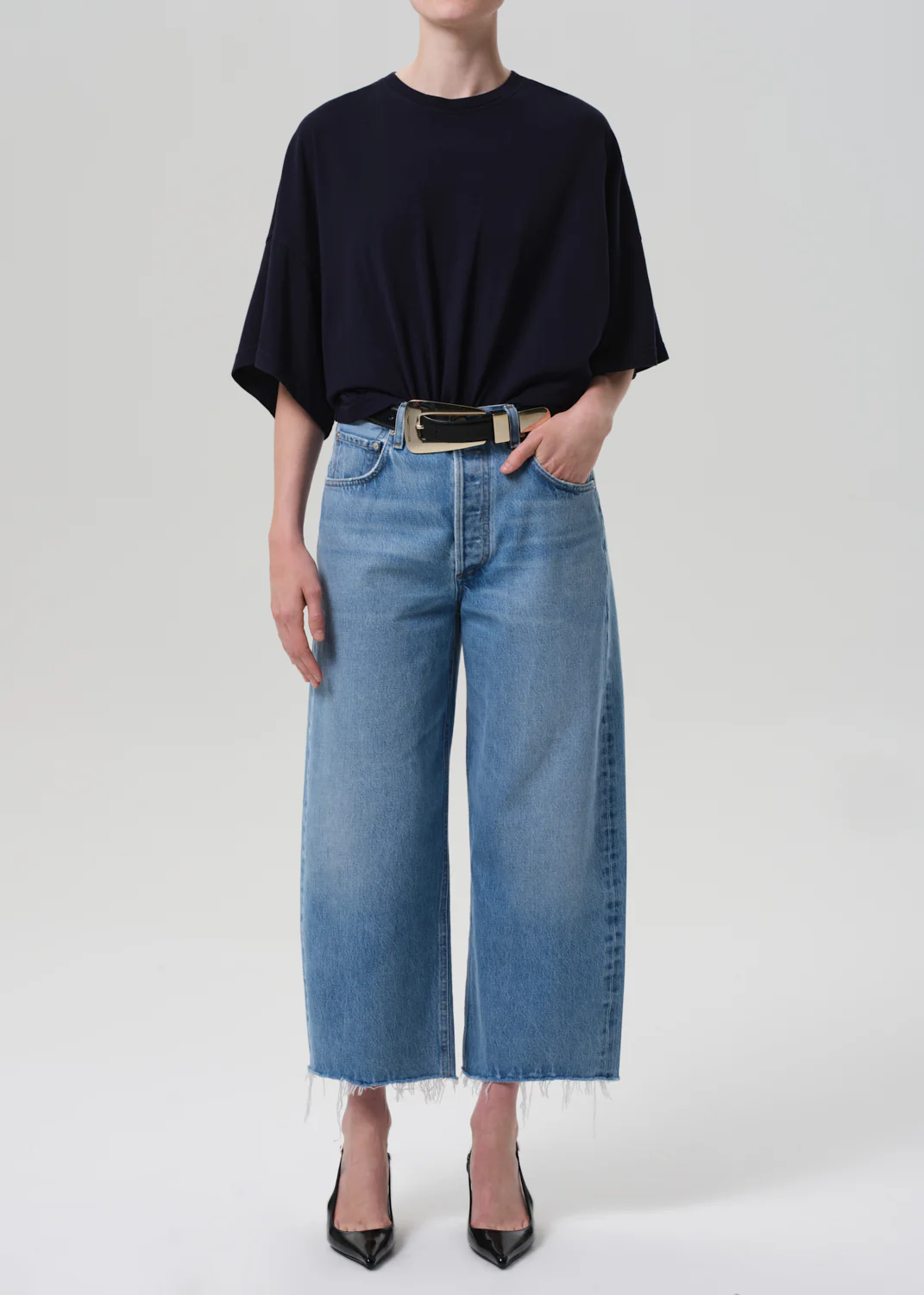 Cape Tee in Navy - Image 5