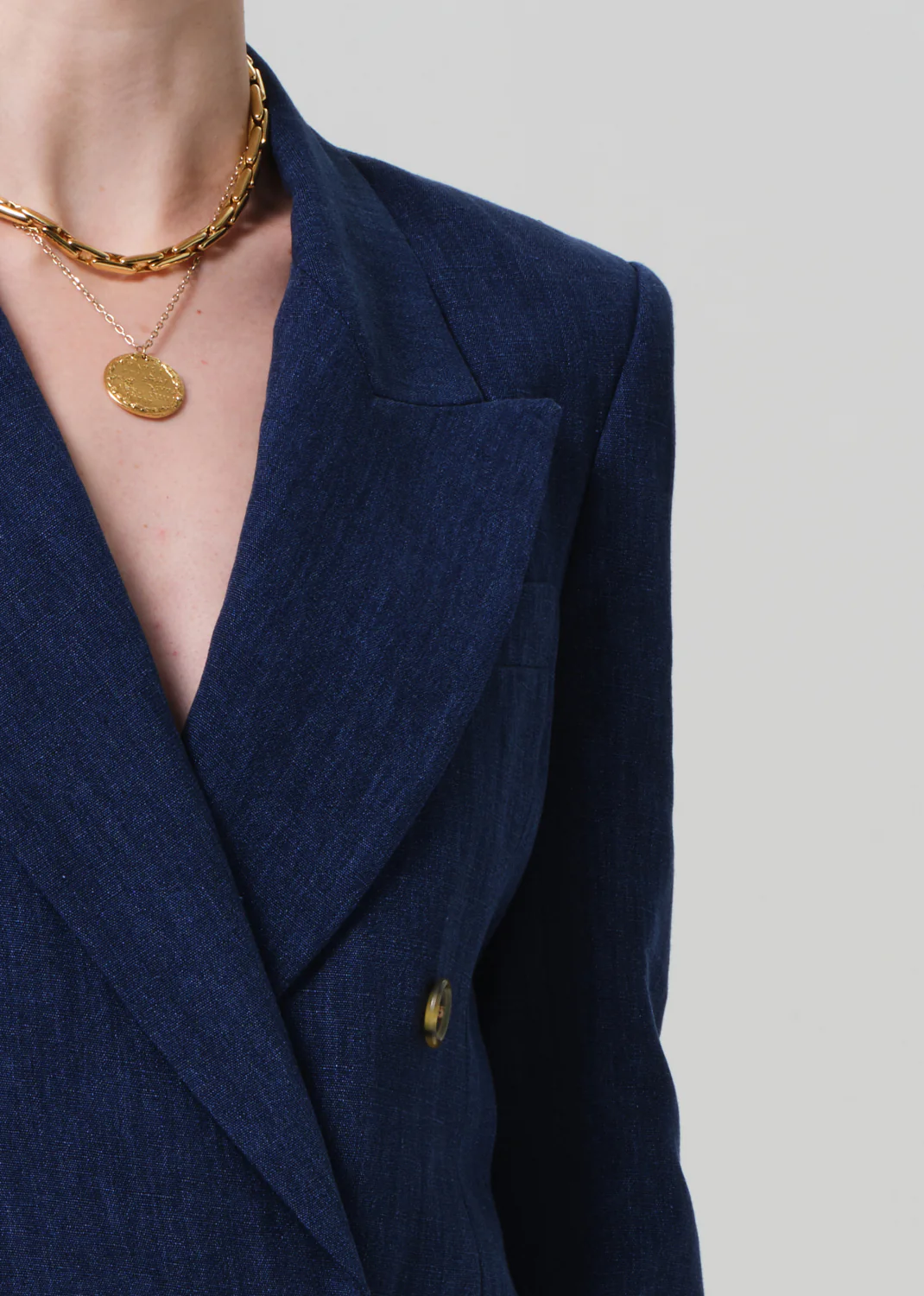Chelsea Blazer Linen in Denim - Image 4