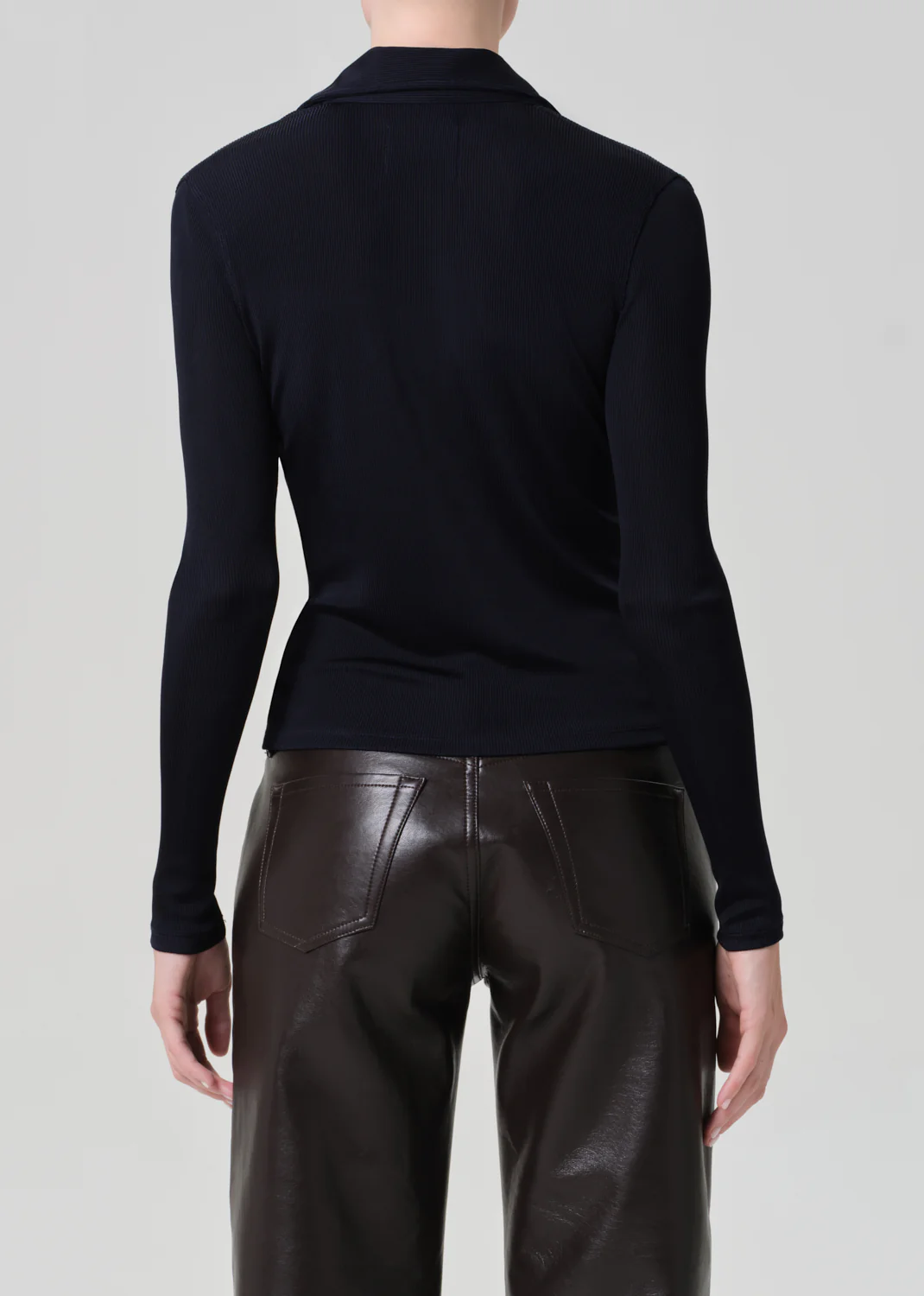 Clea Shrunken Shirt in Navy - Image 2