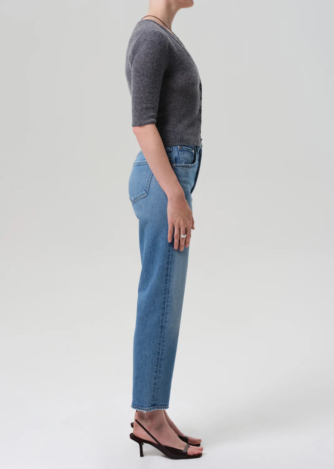 Delfina Straight in Odina - Image 3