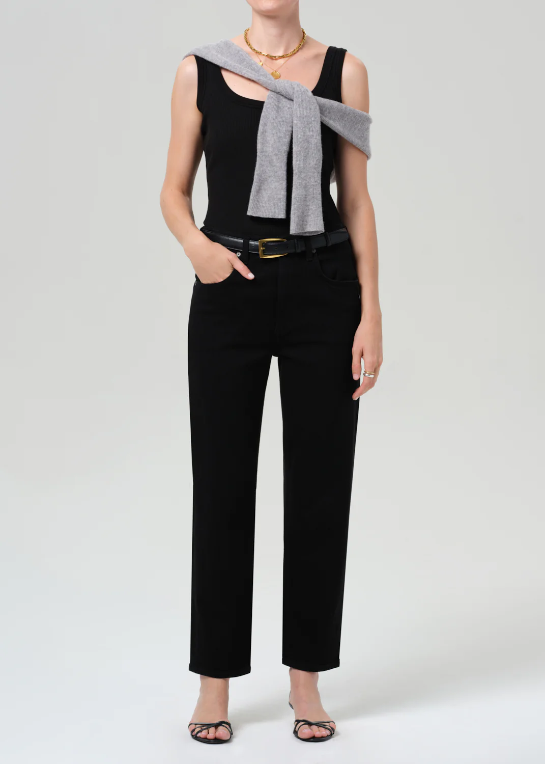 Delfina Straight in Starless
