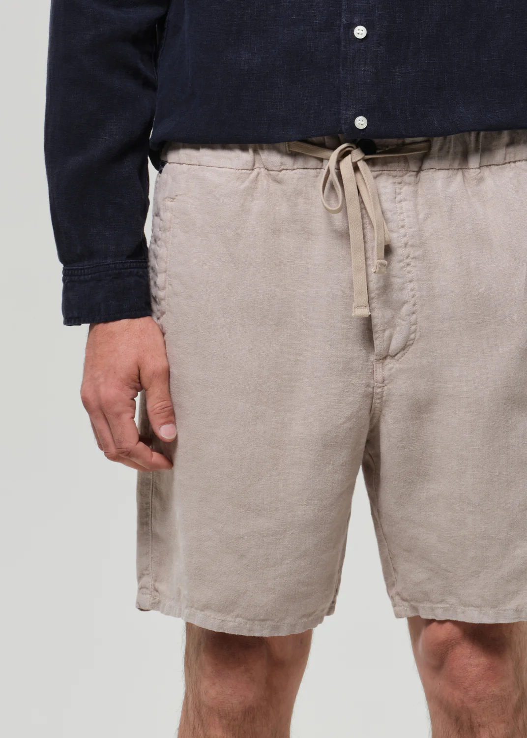 Drawstring Deck Linen Short in Wheat - Image 7