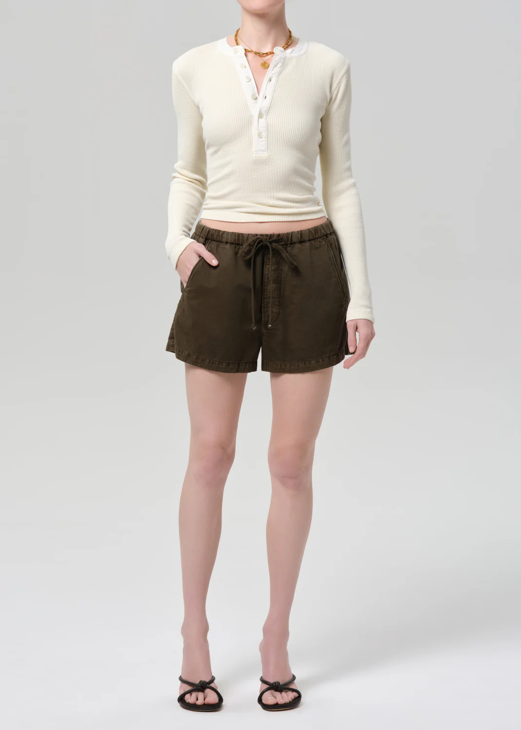 Este Drawstring Short in Dark Olive