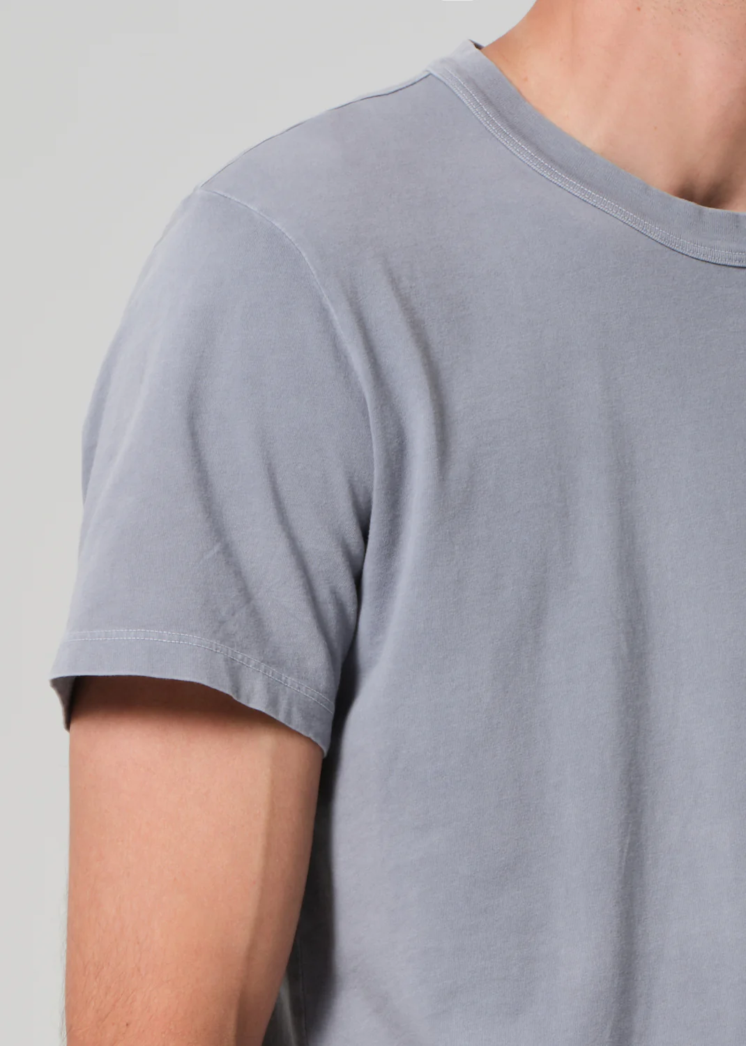 Everyday Short Sleeve Tee in Hematite - Image 5