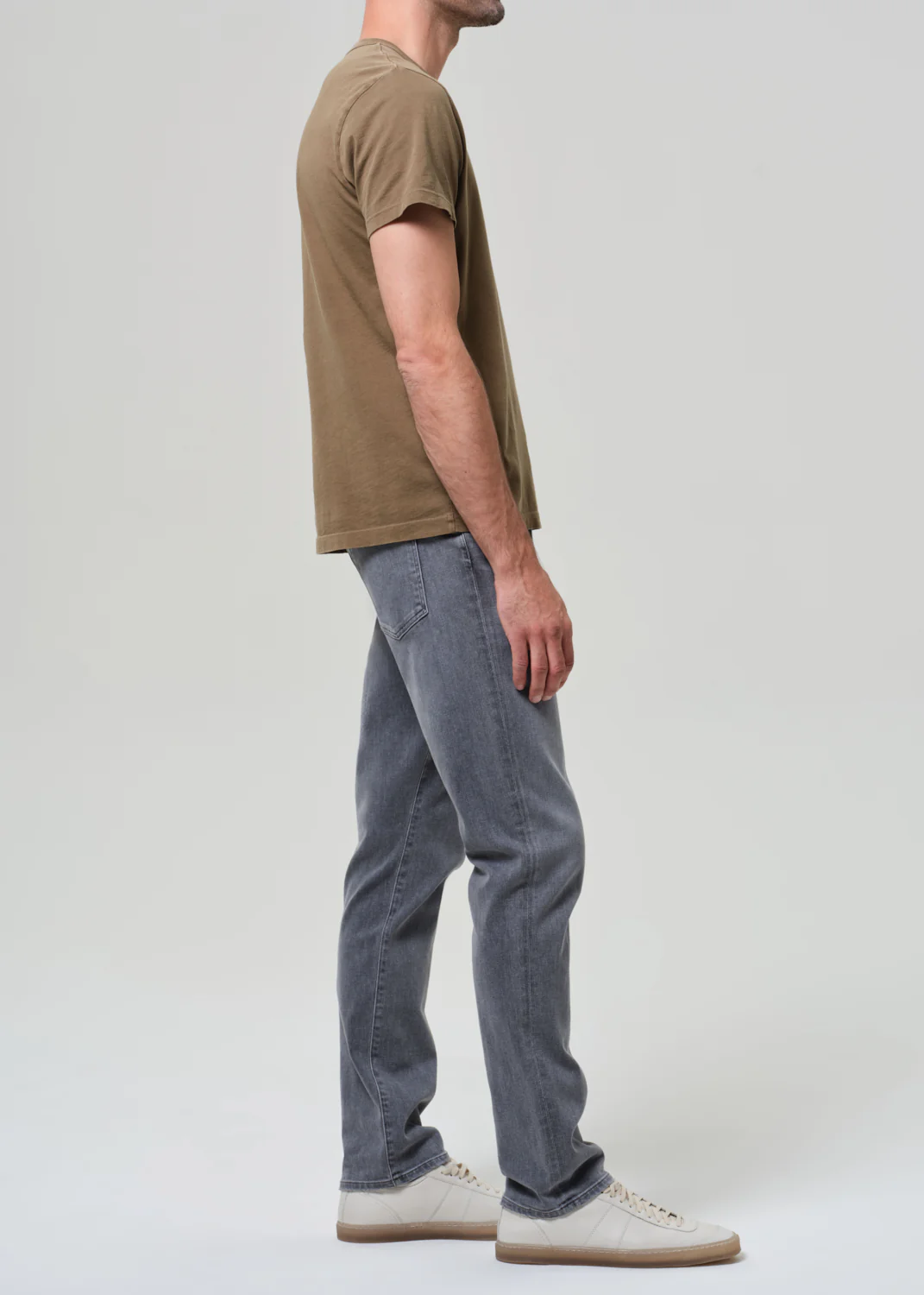 Gage Slim Straight Perform in Guardian - Image 4