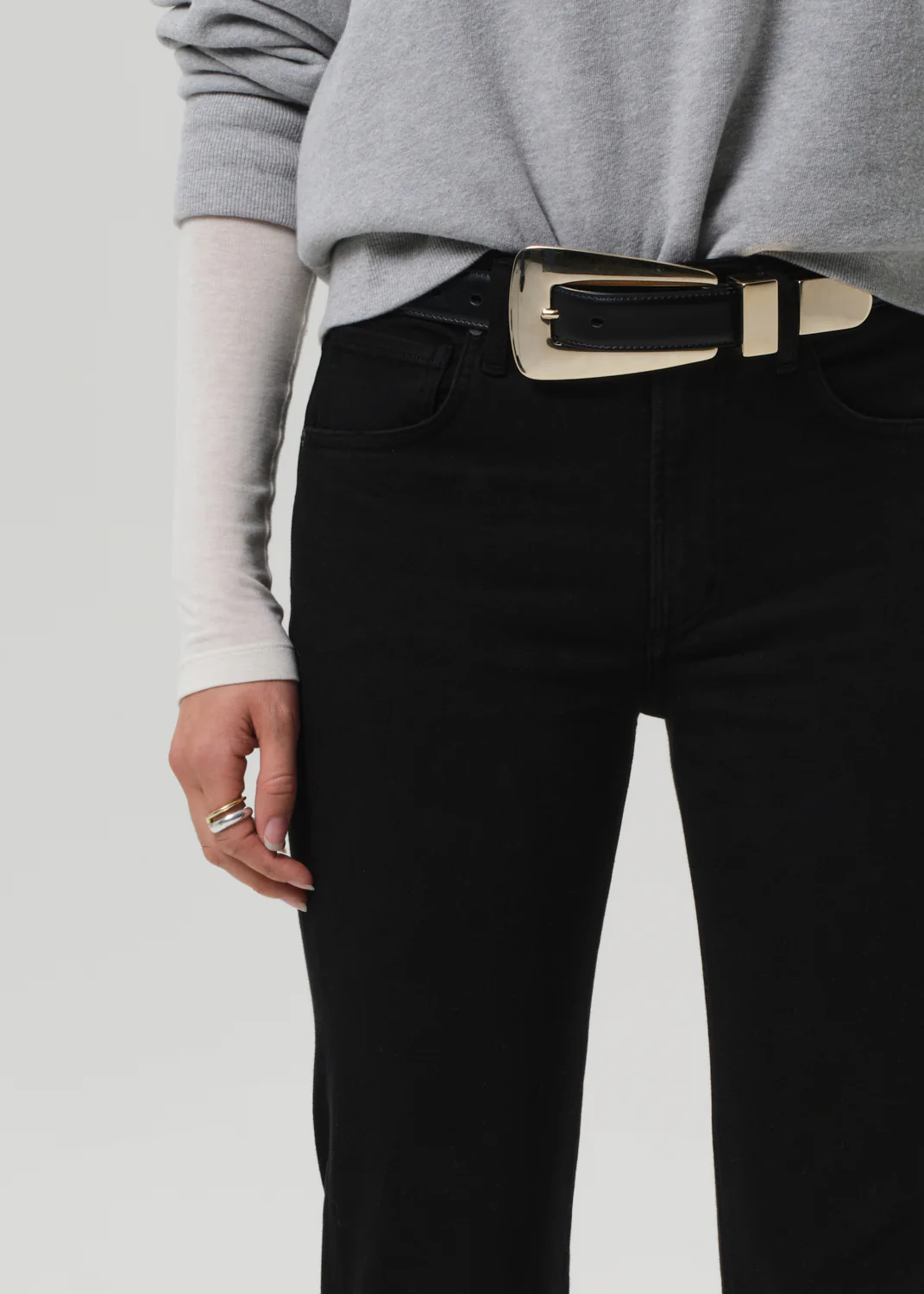 Isola Slim in Plush Black - Image 5