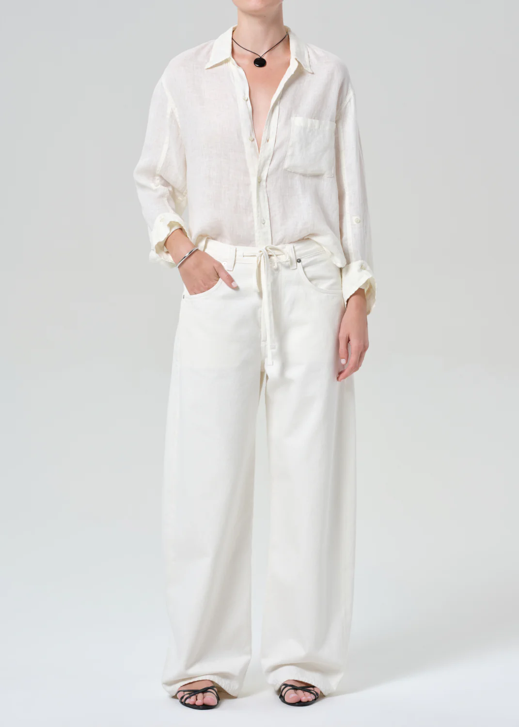 Kayla Shrunken Linen Shirt in Vanilla - Image 5