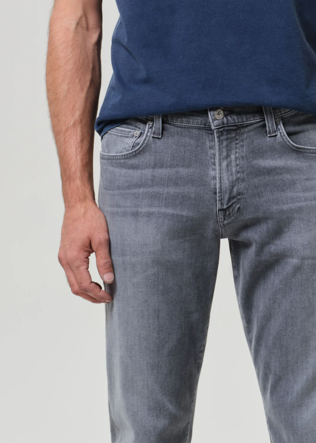 London Tapered Slim Perform in Sycamore - Image 6