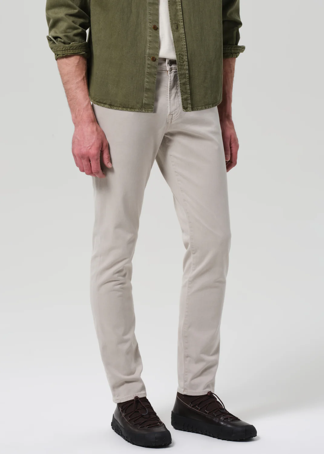 London Tapered Slim Brushed Sateen in Caraway - Image 5