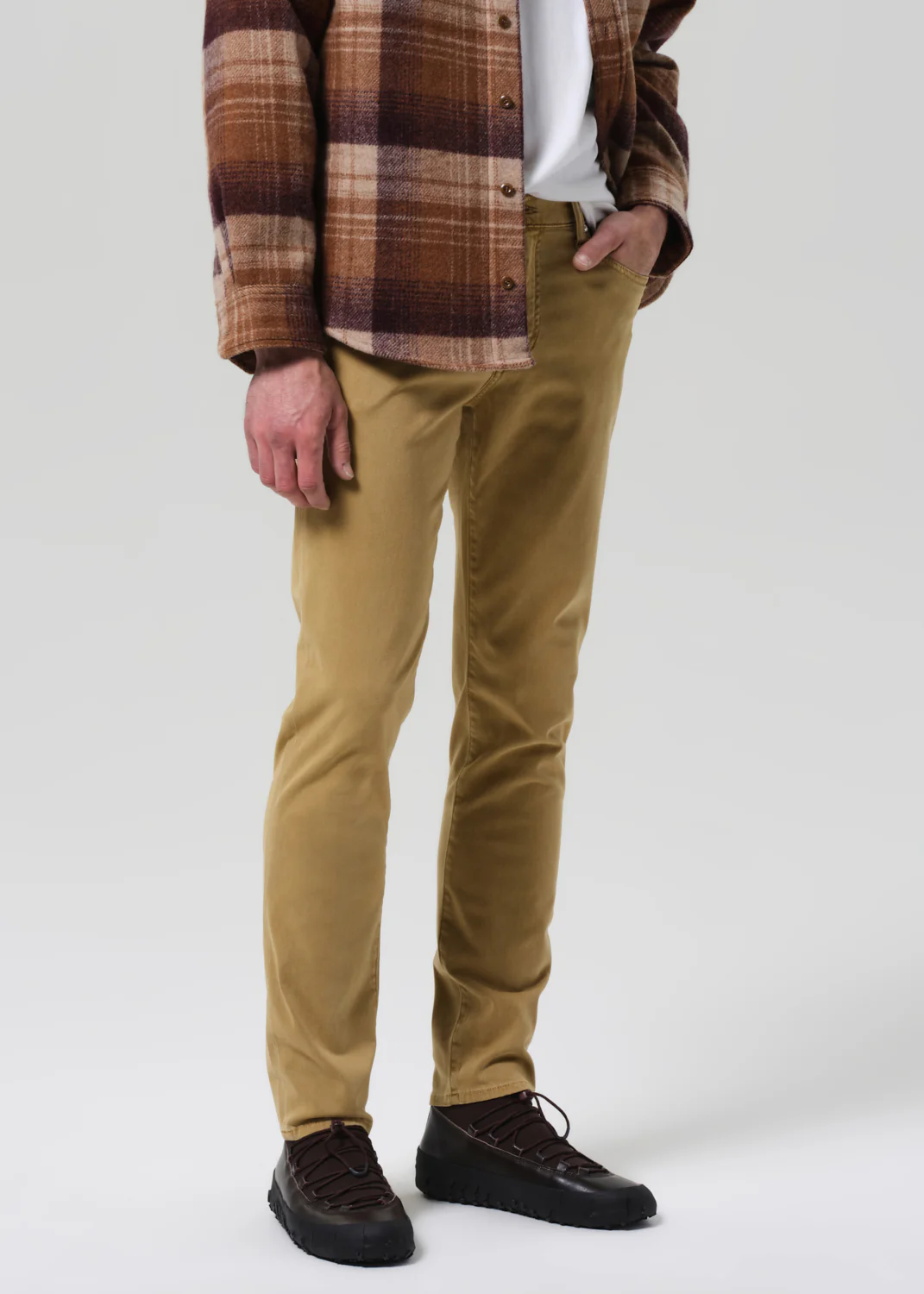 London Tapered Slim Brushed Sateen in Heirloom - Image 5