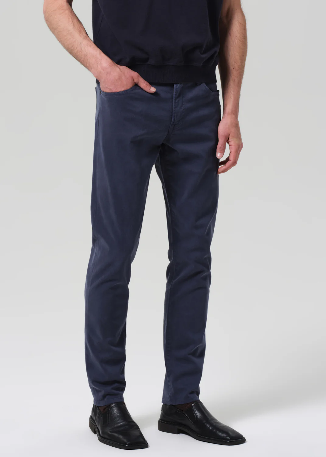 London Tapered Slim Brushed Sateen in Lowell Blue - Image 5
