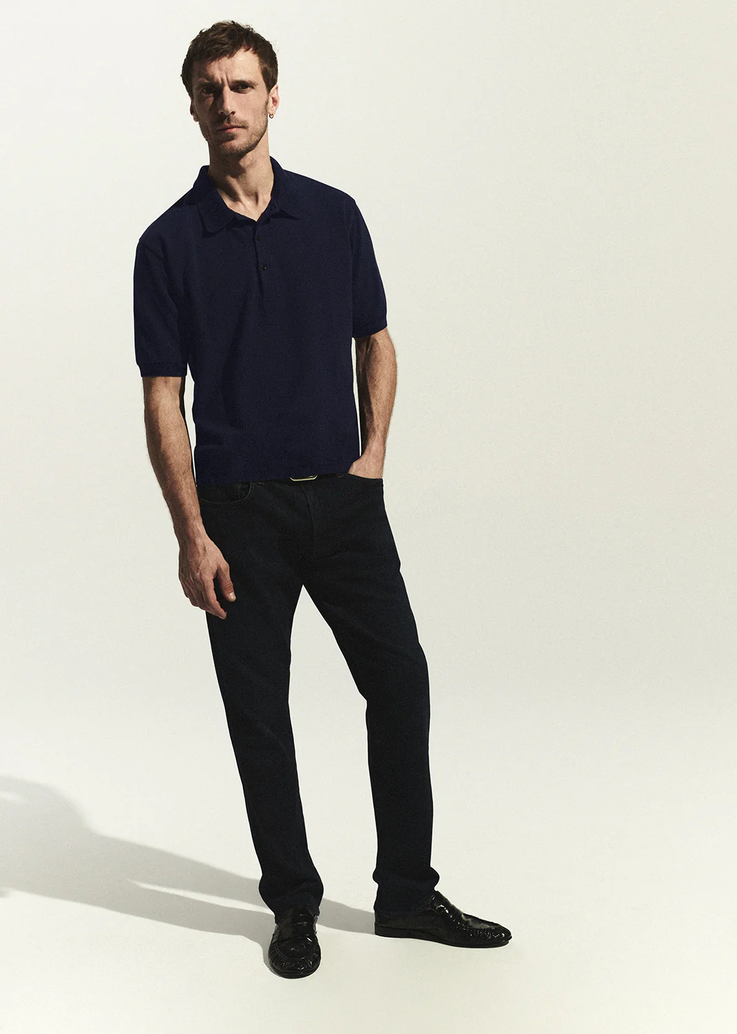 London Tapered Slim Cashmere Denim in Dark Tint
