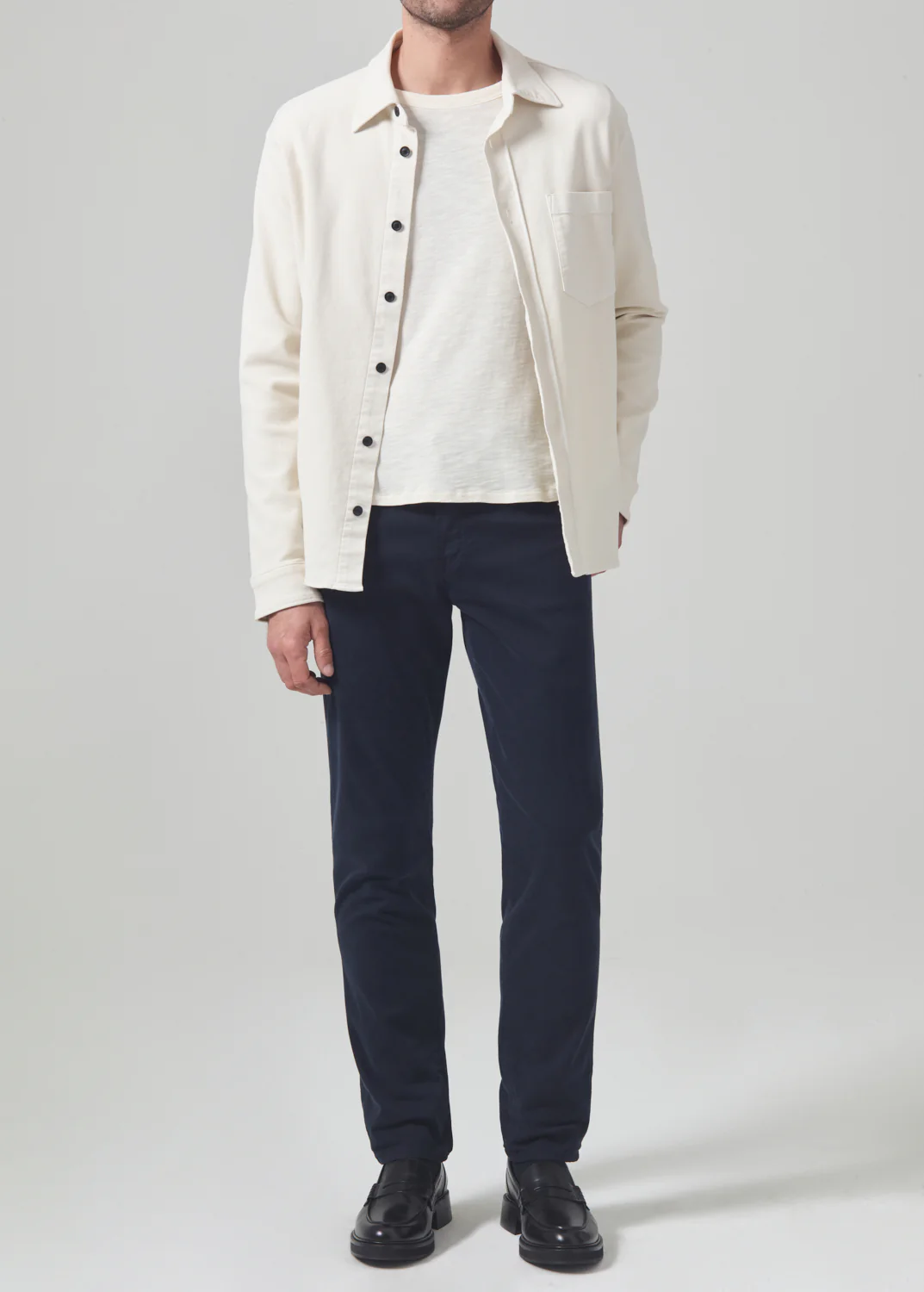 London Tapered Slim Brushed Sateen in True Navy - Image 2
