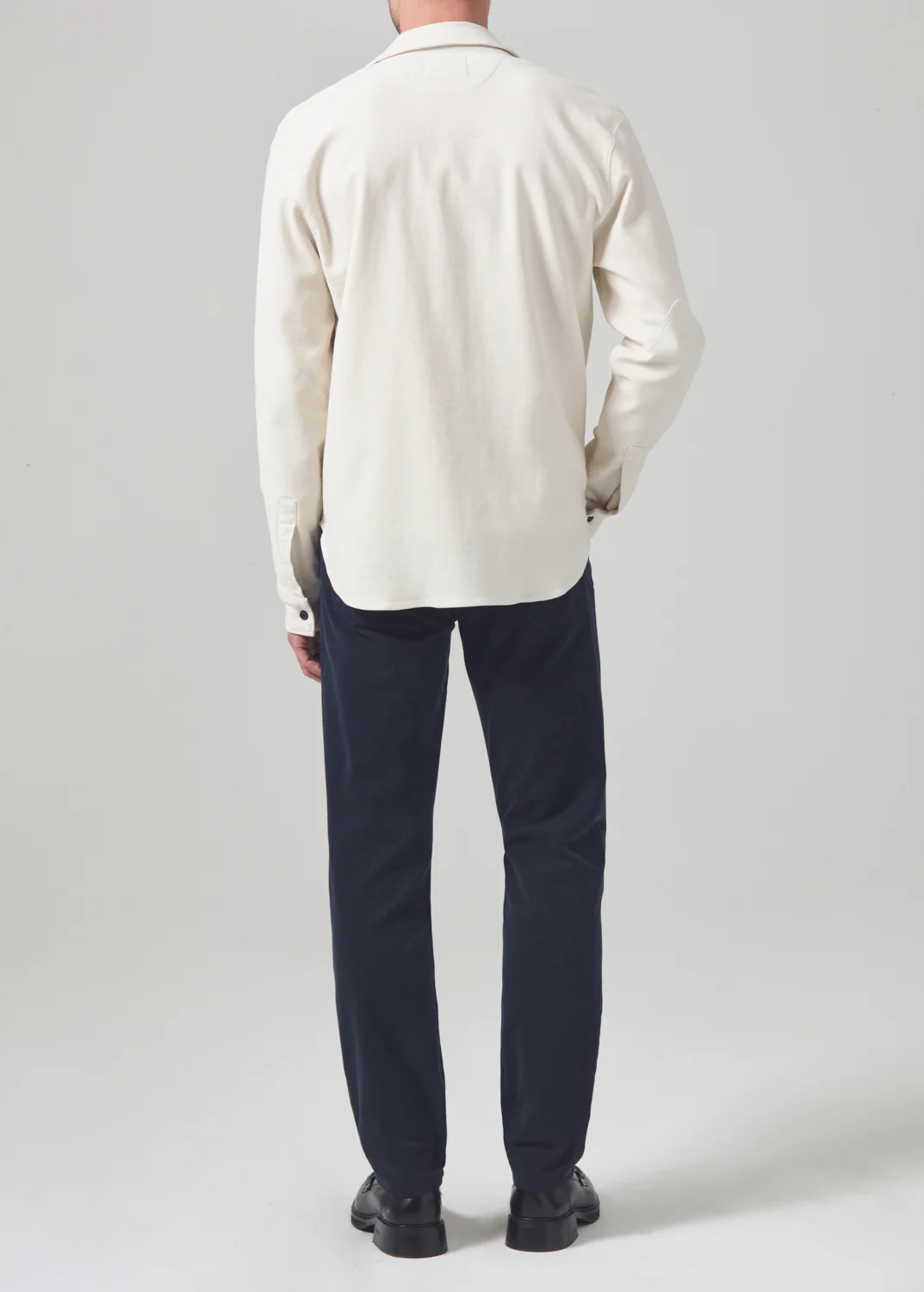 London Tapered Slim Brushed Sateen in True Navy - Image 3