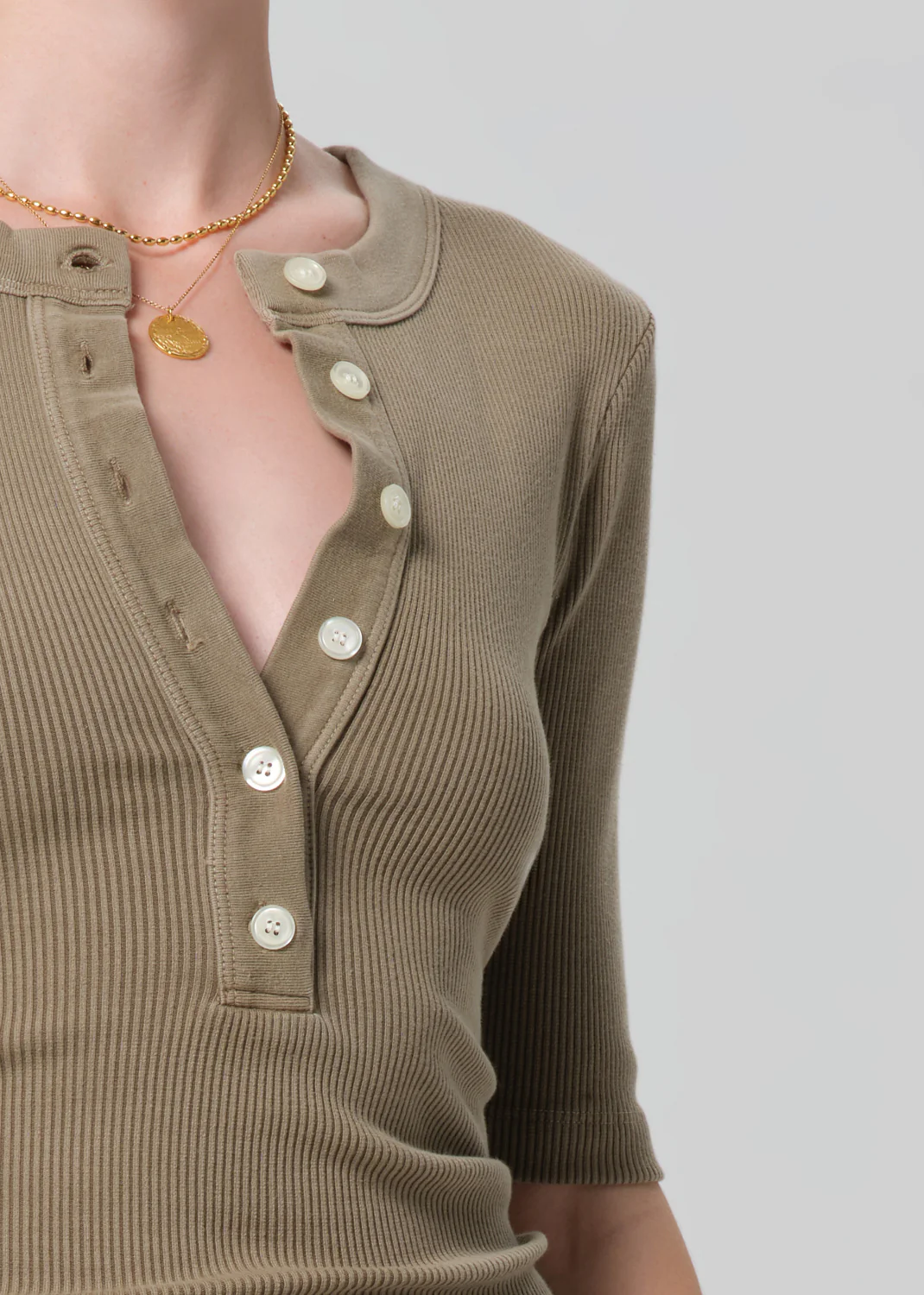 Nali Short Sleeve Henley in Reservoir - Image 4