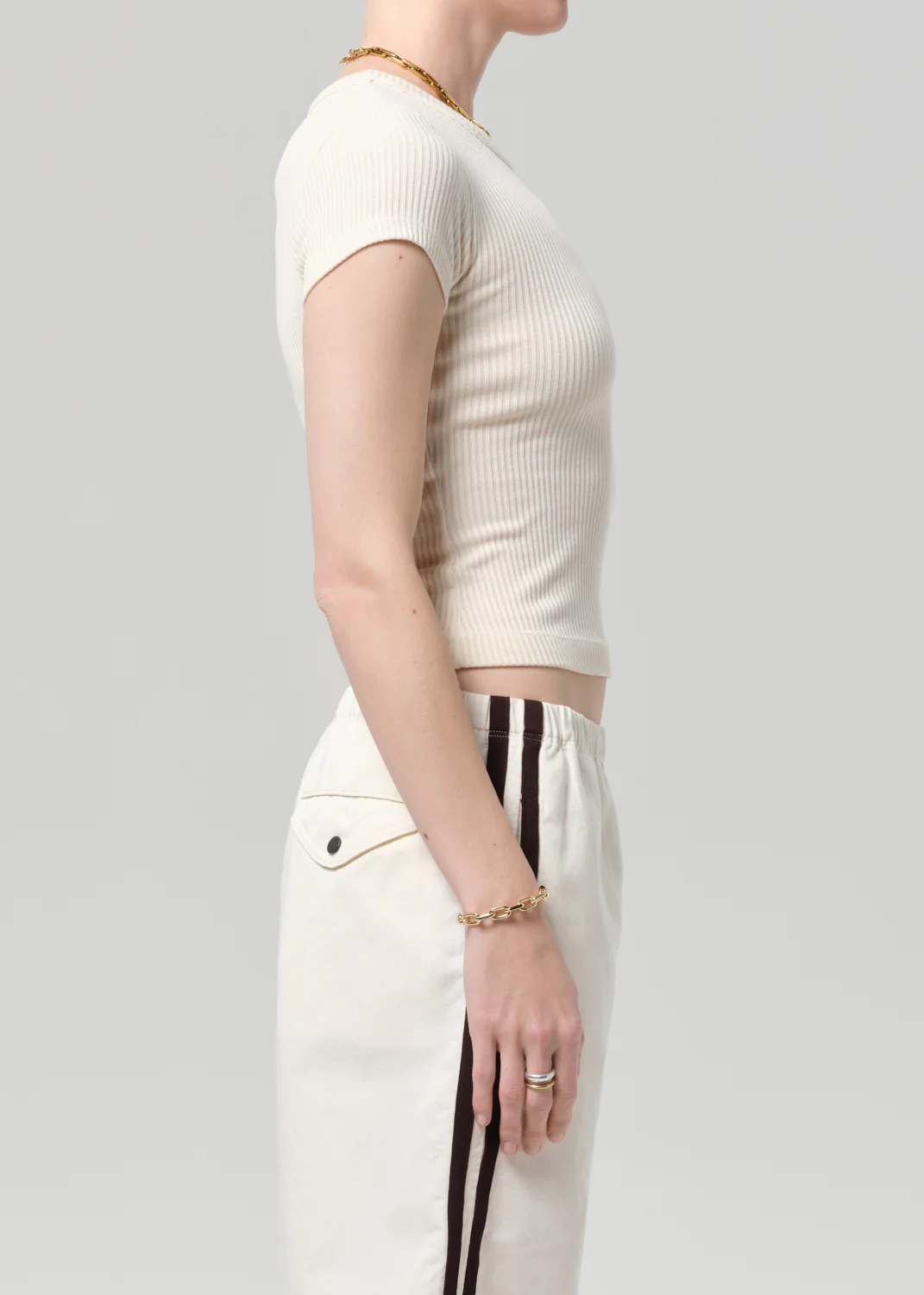 Nello Tee in Dune - Image 3