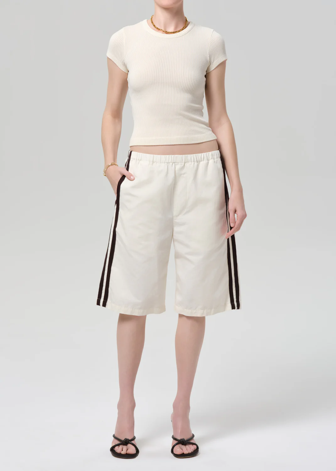 Nello Tee in Dune - Image 5