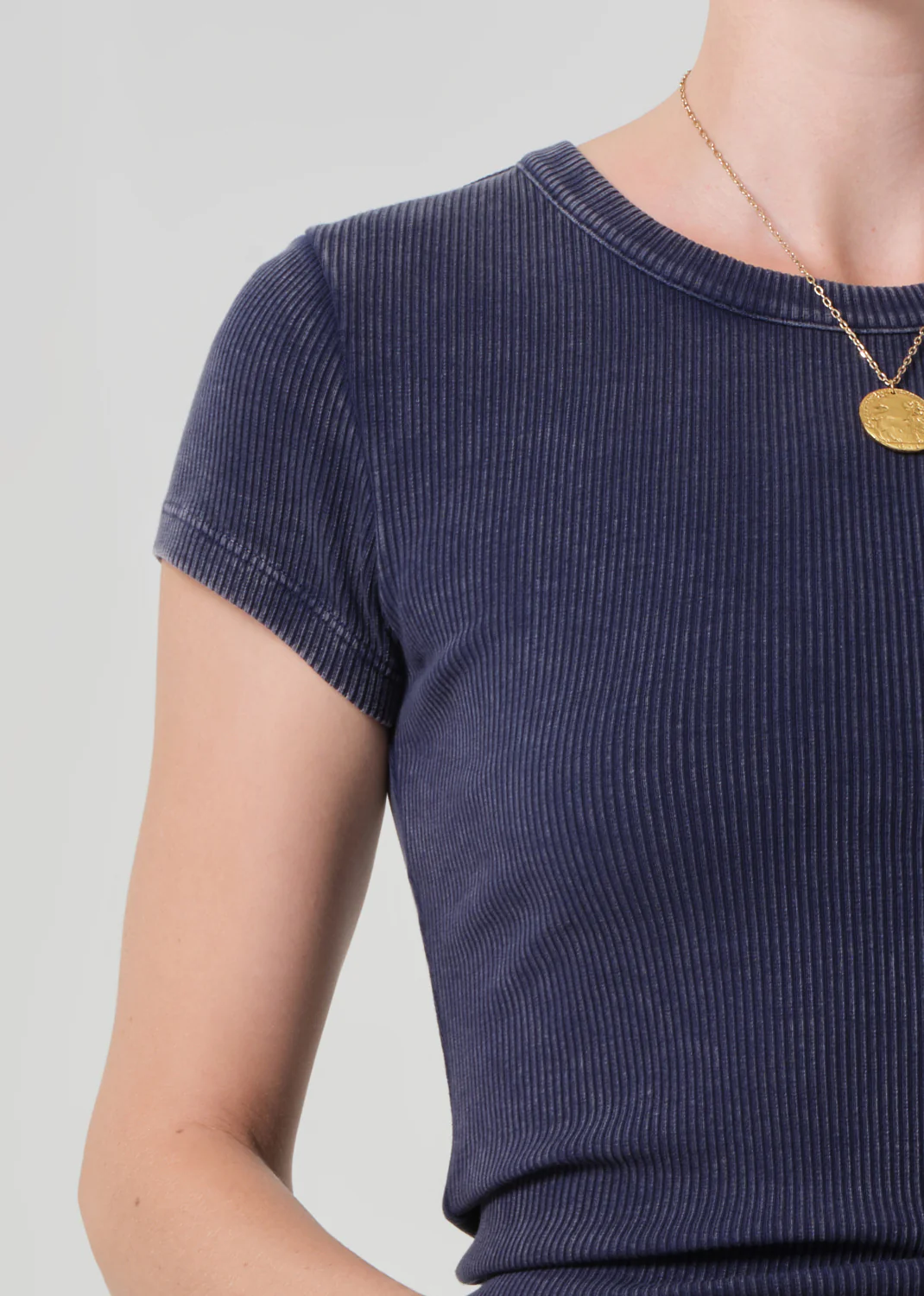 Nello Tee in Mineral Navy - Image 4