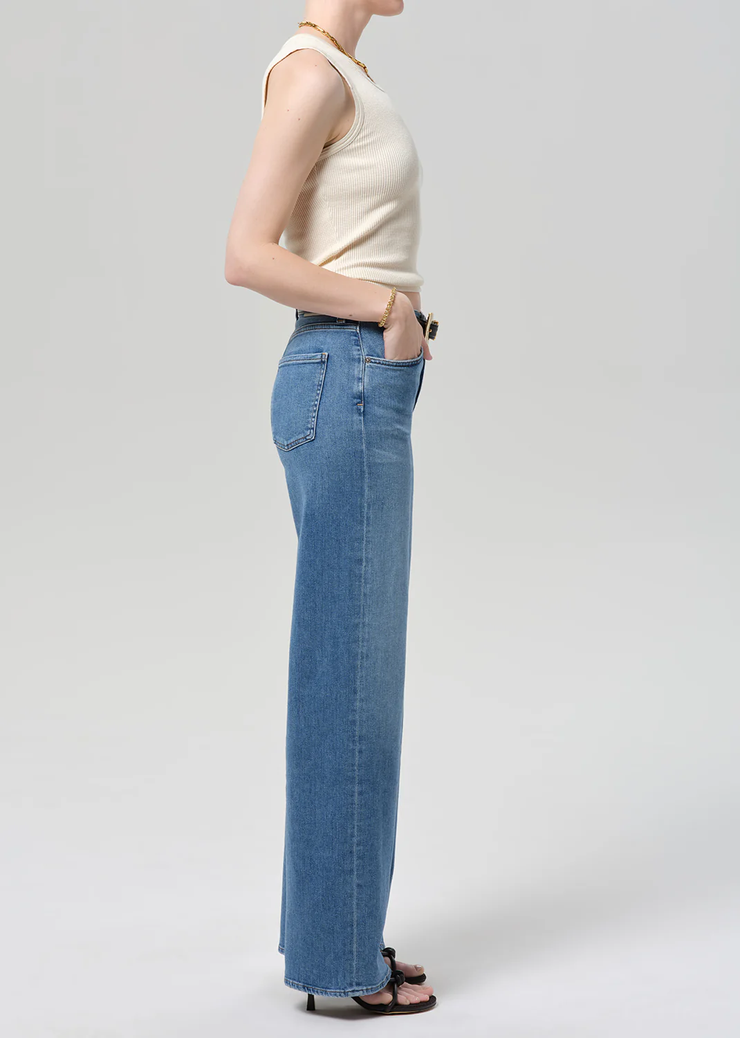 Petite Annina Straight Leg in Stella - Image 3