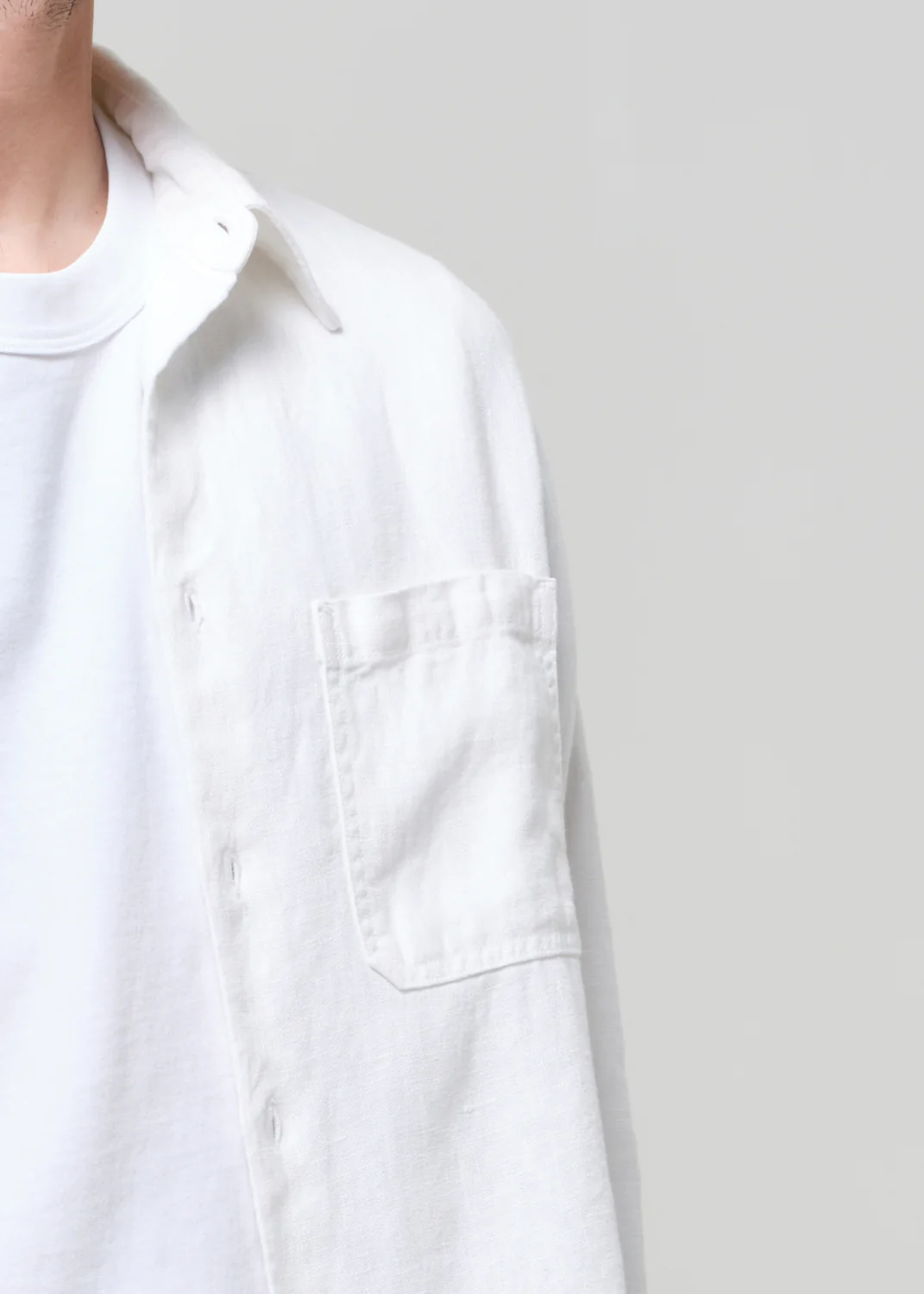 Single Pocket Linen Workshirt in White - Image 6