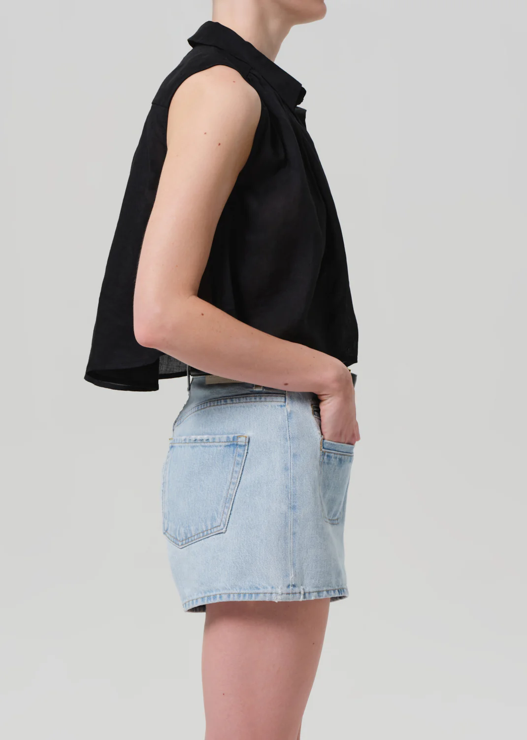 Sleeveless Ambrose Top in Black - Image 3