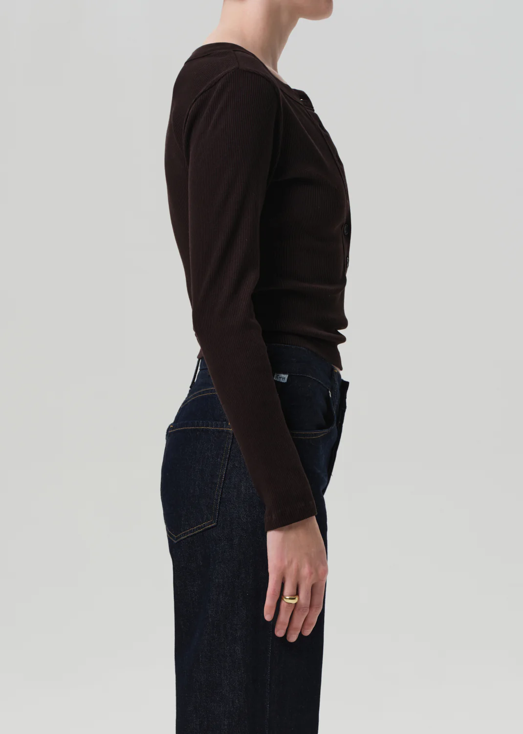 Varra Henley in Chocolate - Image 4