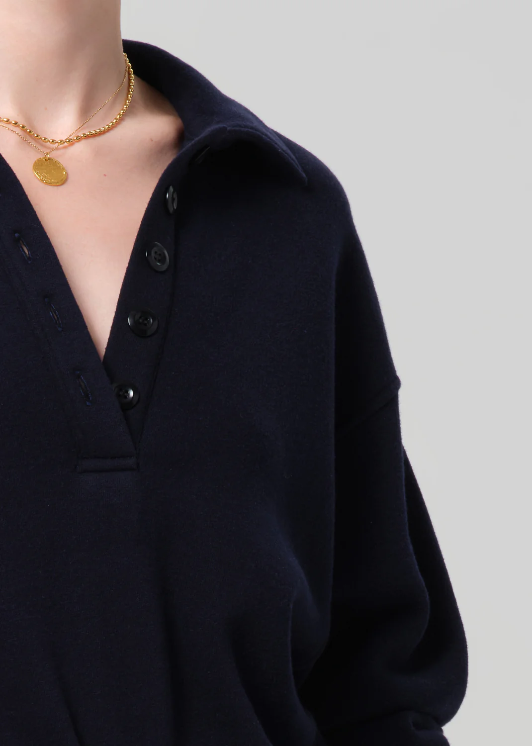 Vintage Polo in Navy - Image 4